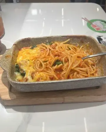 牛奶冰室 - photo via OpenRice