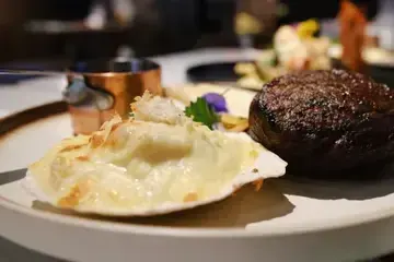 2+2 Cafe & Bar - OpenRice 相片