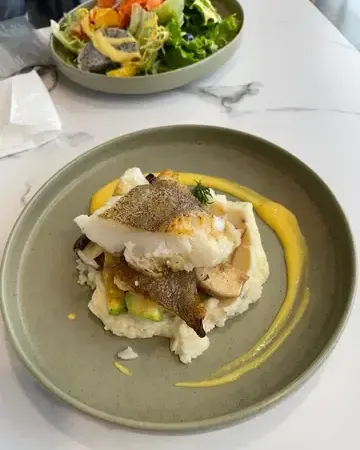 FURI Bistro & Café - photo via OpenRice