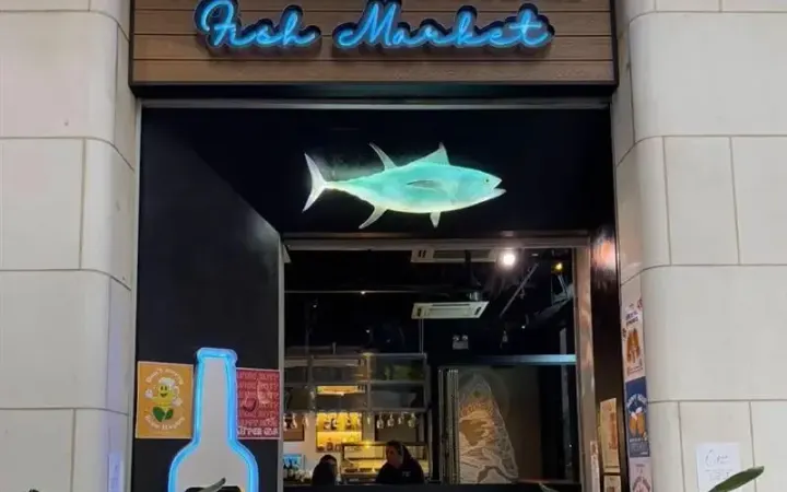 The Bottle & Steak - Fish Market - photo via OpenRice