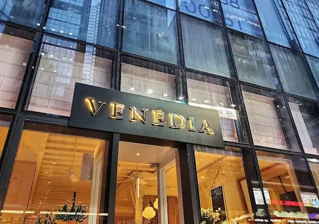 VENEDIA GRAND CAFFE - photo via OpenRice